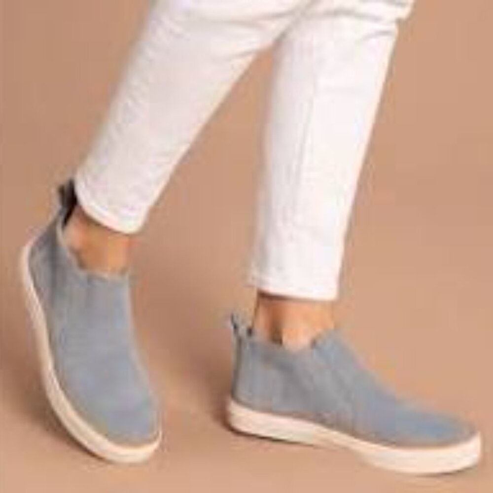 Women's Tom's Bryce  Stone Grey/ "Blue" Suede Sneakers, Size 8.5